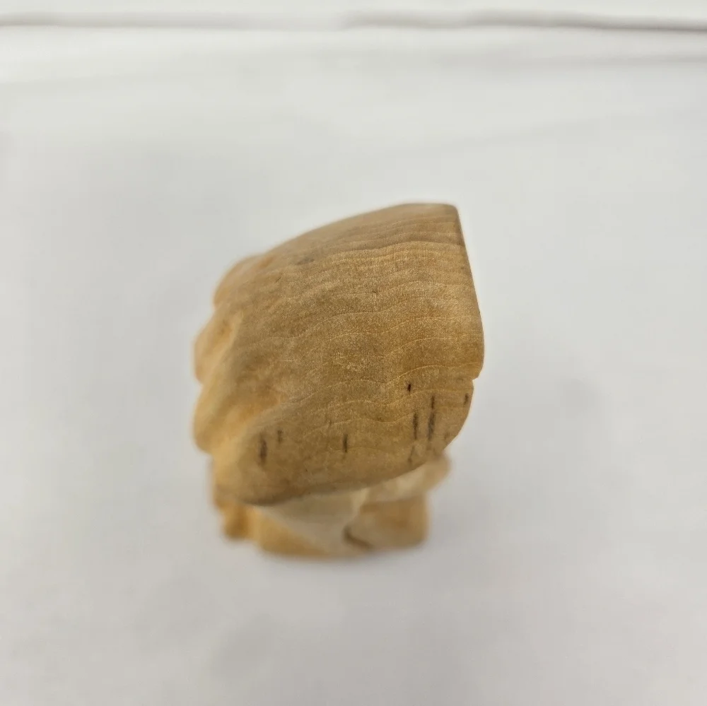 Nativity Womens Kneeling Before Baby Jesus Hand Carved By Ralph Herrenbruck 1999